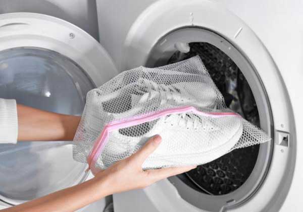 Limpiar zapatillas en tu lavadora